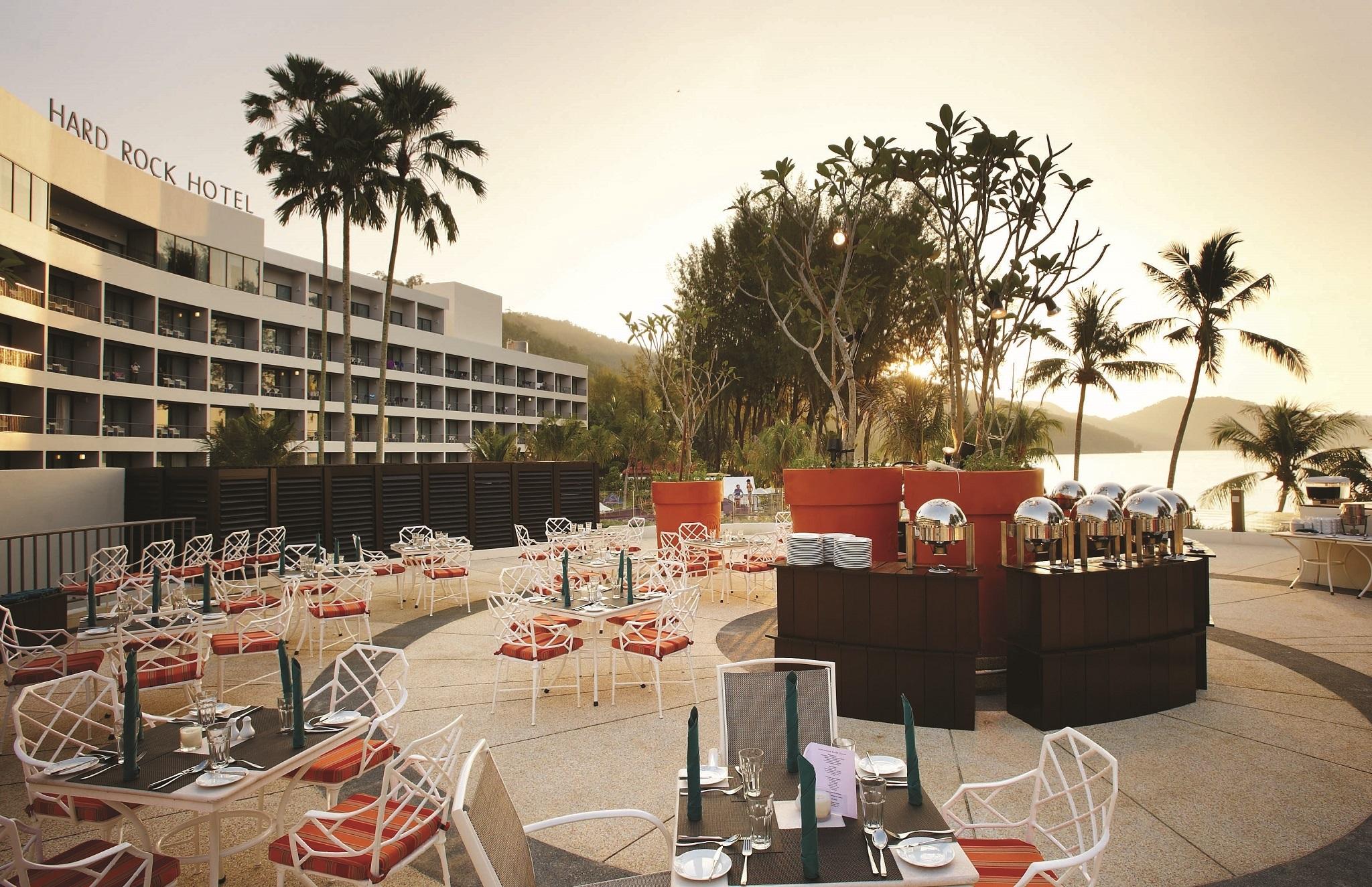 Hard Rock Hotel Penang Batu Ferringhi Ristorante foto The Beach Club