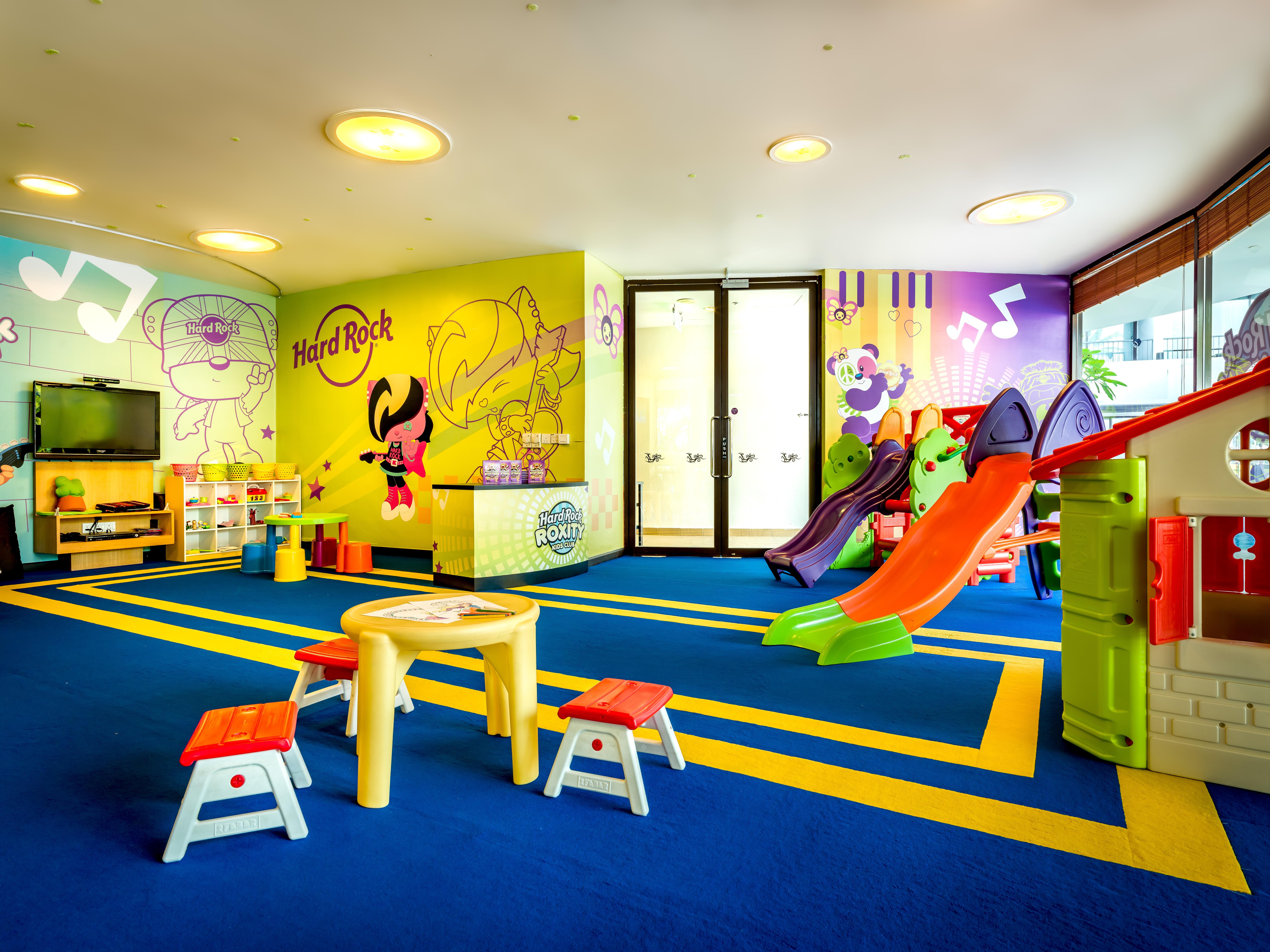 Hard Rock Hotel Penang Batu Ferringhi Esterno foto The Kids Club at the InterContinental Budapest